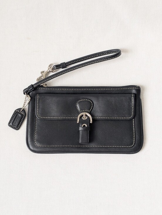 Coach Handbags - NWT Coach Soho Black Leather Vintage Wristlet Wallet Purse Secure Zip Closure